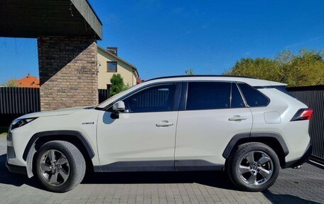 Toyota RAV4, 2022 год, 2 800 174 рублей, 2 фотография