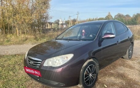 Hyundai Elantra IV, 2010 год, 850 000 рублей, 2 фотография