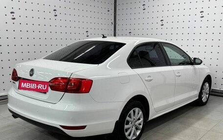 Volkswagen Jetta VI, 2012 год, 1 150 000 рублей, 2 фотография