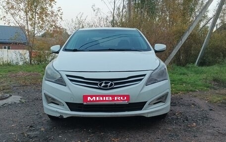 Hyundai Solaris II рестайлинг, 2016 год, 655 000 рублей, 2 фотография