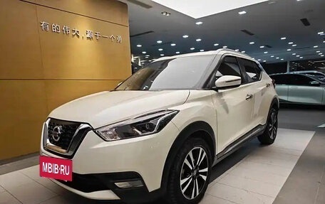 Nissan Kicks I, 2020 год, 1 580 000 рублей, 6 фотография