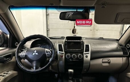 Mitsubishi Pajero Sport II рестайлинг, 2014 год, 2 150 000 рублей, 2 фотография