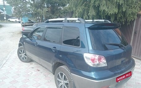 Mitsubishi Outlander III рестайлинг 3, 2004 год, 480 000 рублей, 4 фотография