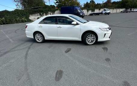 Toyota Camry, 2015 год, 2 800 000 рублей, 8 фотография