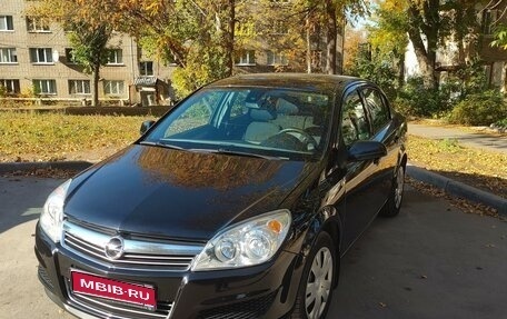 Opel Astra H, 2011 год, 610 000 рублей, 1 фотография