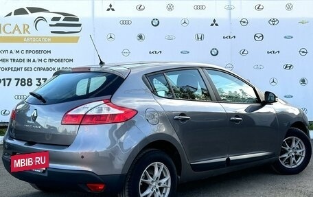 Renault Megane III, 2011 год, 850 000 рублей, 3 фотография