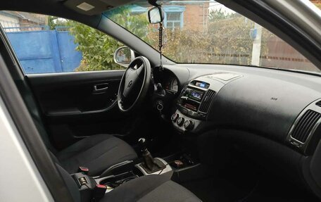 Hyundai Elantra IV, 2008 год, 830 000 рублей, 7 фотография