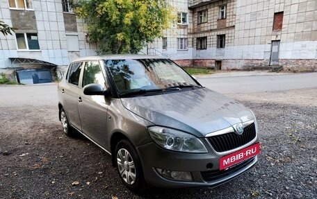 Skoda Fabia II, 2011 год, 450 000 рублей, 14 фотография