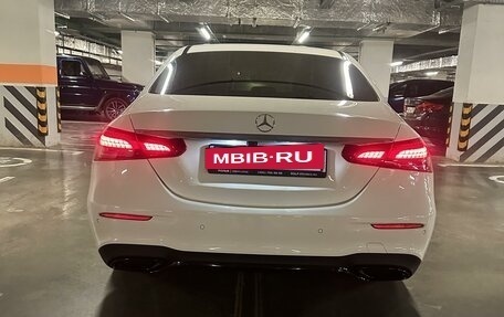 Mercedes-Benz E-Класс, 2020 год, 5 800 000 рублей, 8 фотография