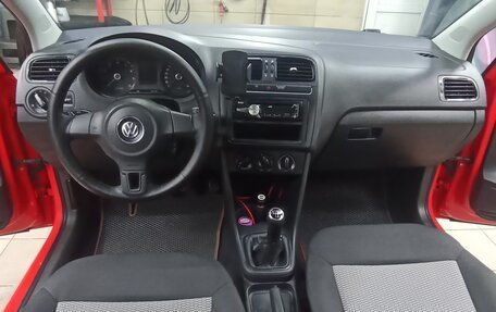 Volkswagen Polo VI (EU Market), 2010 год, 580 000 рублей, 22 фотография