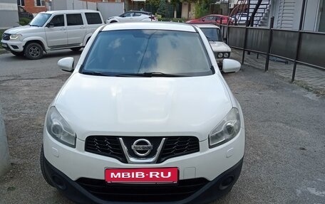 Nissan Qashqai, 2012 год, 1 010 000 рублей, 2 фотография