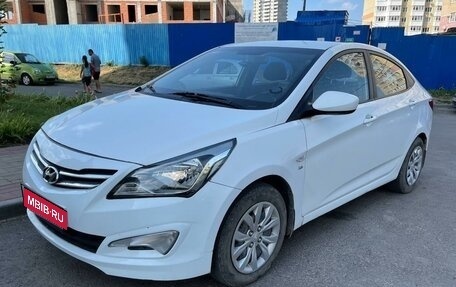 Hyundai Solaris II рестайлинг, 2014 год, 889 000 рублей, 5 фотография