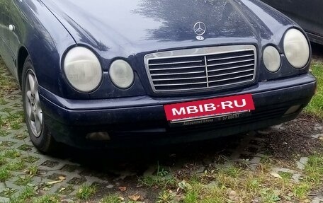 Mercedes-Benz E-Класс, 1998 год, 350 000 рублей, 3 фотография