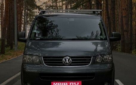 Volkswagen Multivan T5, 2008 год, 1 999 000 рублей, 2 фотография