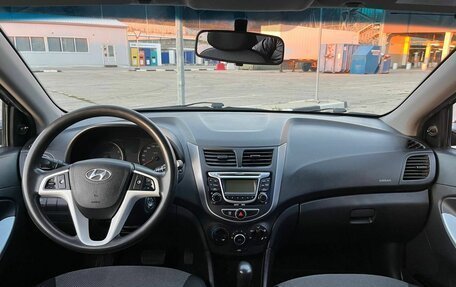 Hyundai Solaris II рестайлинг, 2014 год, 988 000 рублей, 14 фотография