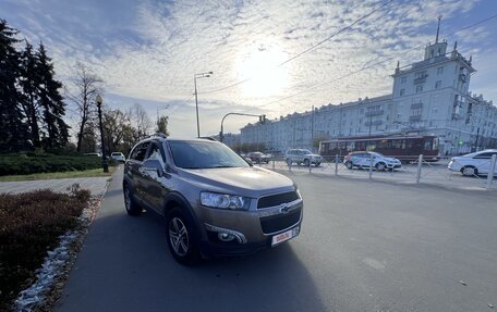 Chevrolet Captiva I, 2014 год, 1 670 000 рублей, 2 фотография