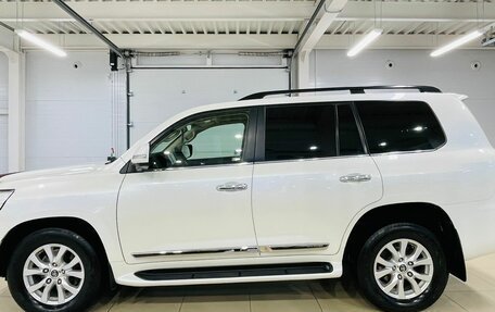 Toyota Land Cruiser 200, 2015 год, 6 699 000 рублей, 3 фотография