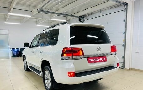 Toyota Land Cruiser 200, 2015 год, 6 699 000 рублей, 4 фотография