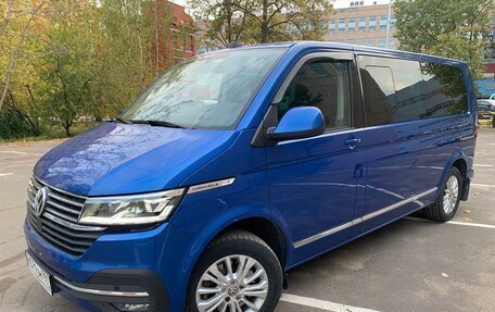 Volkswagen Caravelle T6 рестайлинг, 2020 год, 5 500 000 рублей, 2 фотография