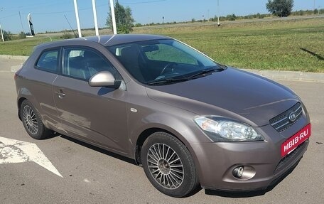 KIA cee'd I рестайлинг, 2009 год, 650 000 рублей, 11 фотография