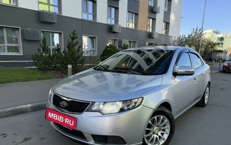 KIA Cerato III, 2010 год, 675 000 рублей, 3 фотография