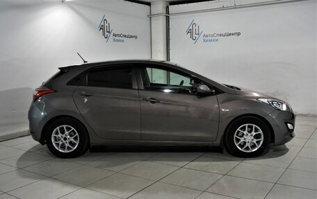 Hyundai i30 II рестайлинг, 2013 год, 1 199 800 рублей, 15 фотография