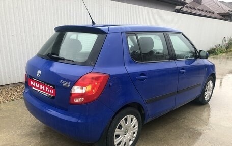 Skoda Fabia II, 2008 год, 600 000 рублей, 4 фотография