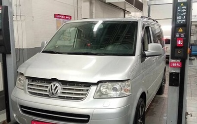 Volkswagen Multivan T5, 2008 год, 1 735 000 рублей, 1 фотография