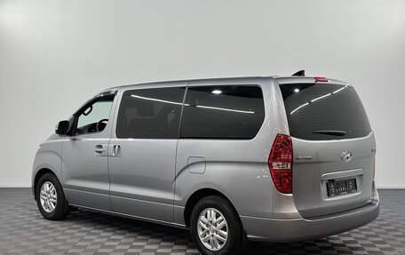 Hyundai H-1 II рестайлинг, 2019 год, 3 385 000 рублей, 4 фотография