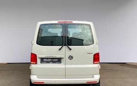 Volkswagen Caravelle T6 рестайлинг, 2020 год, 5 200 000 рублей, 20 фотография