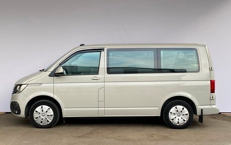 Volkswagen Caravelle T6 рестайлинг, 2020 год, 5 200 000 рублей, 22 фотография