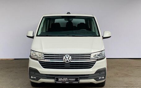 Volkswagen Caravelle T6 рестайлинг, 2020 год, 5 200 000 рублей, 23 фотография