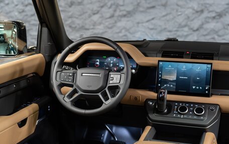 Land Rover Defender II, 2024 год, 16 890 000 рублей, 12 фотография