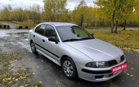 Mitsubishi Carisma I, 2003 год, 500 000 рублей, 4 фотография