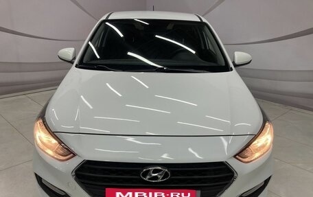 Hyundai Solaris II рестайлинг, 2018 год, 1 418 000 рублей, 2 фотография