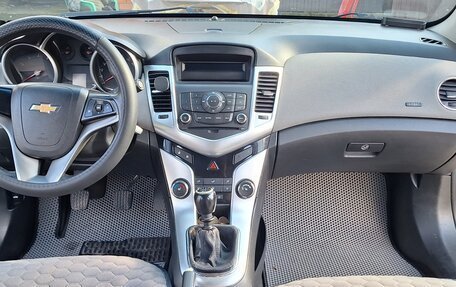 Chevrolet Cruze II, 2012 год, 847 000 рублей, 7 фотография