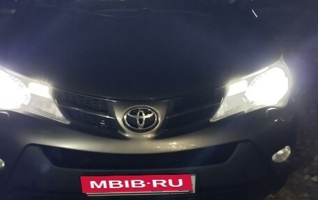 Toyota RAV4, 2014 год, 1 870 000 рублей, 12 фотография