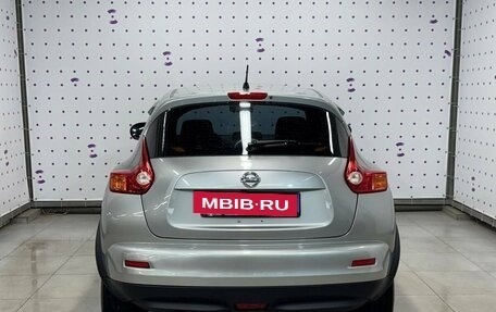 Nissan Juke II, 2011 год, 890 000 рублей, 6 фотография