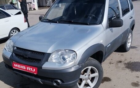 Chevrolet Niva I рестайлинг, 2011 год, 480 000 рублей, 1 фотография