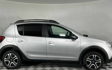 Renault Sandero II рестайлинг, 2020 год, 1 370 000 рублей, 4 фотография