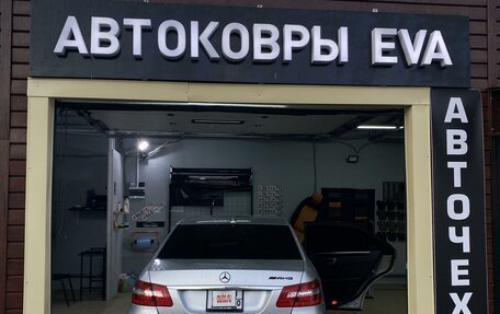 Mercedes-Benz E-Класс, 2012 год, 2 560 000 рублей, 6 фотография