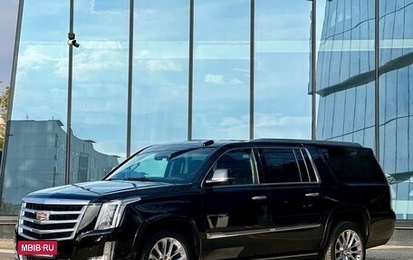 Cadillac Escalade IV, 2018 год, 6 150 000 рублей, 2 фотография