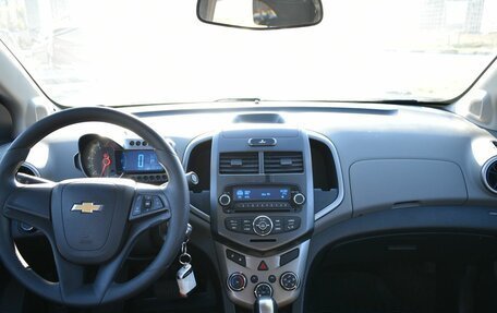 Chevrolet Aveo III, 2013 год, 807 700 рублей, 8 фотография