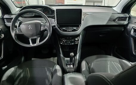 Peugeot 208 II, 2013 год, 767 000 рублей, 6 фотография