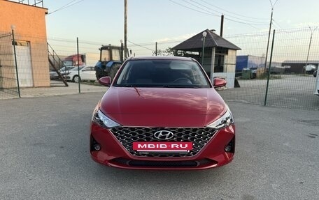 Hyundai Solaris II рестайлинг, 2020 год, 2 045 000 рублей, 3 фотография