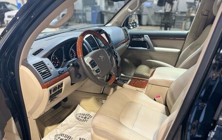 Toyota Land Cruiser 200, 2014 год, 5 650 000 рублей, 8 фотография