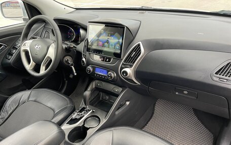 Hyundai Tucson III, 2011 год, 1 597 000 рублей, 22 фотография