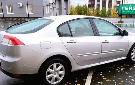 Renault Laguna III рестайлинг, 2008 год, 850 000 рублей, 3 фотография