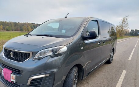 Peugeot Traveller I, 2021 год, 2 800 000 рублей, 13 фотография