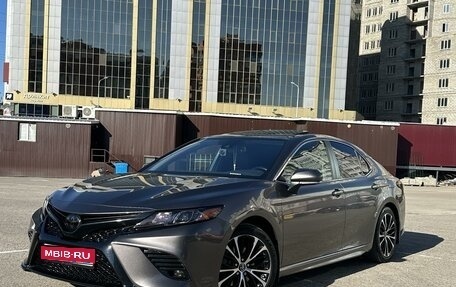 Toyota Camry, 2018 год, 2 950 000 рублей, 1 фотография